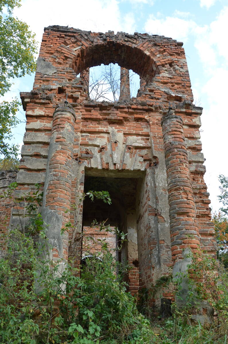 Церковь Николая Чудотворца, Медведки (Мещовский район, Калужская область). архитектурные детали