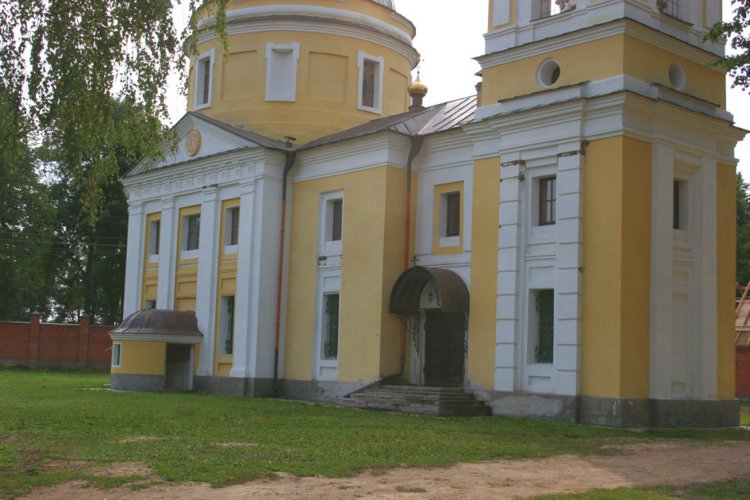 Церковь Троицы Живоначальной, Шалово (Мещовский район, Калужская область). архитектурные детали