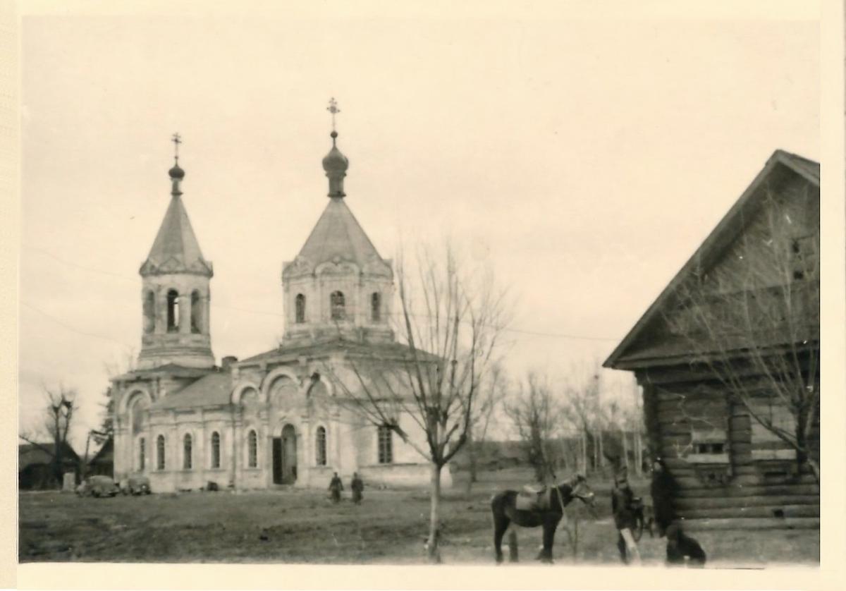 Фото 1941 г. с аукциона e-bay.de, архивная фотография. Церковь Троицы Живоначальной, Заборовье (Калининский район, Тверская область)