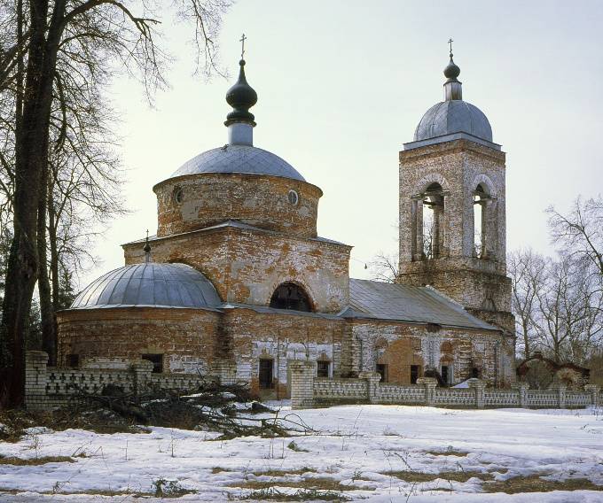 Новый Спас. Церковь Спаса Преображения. фасады