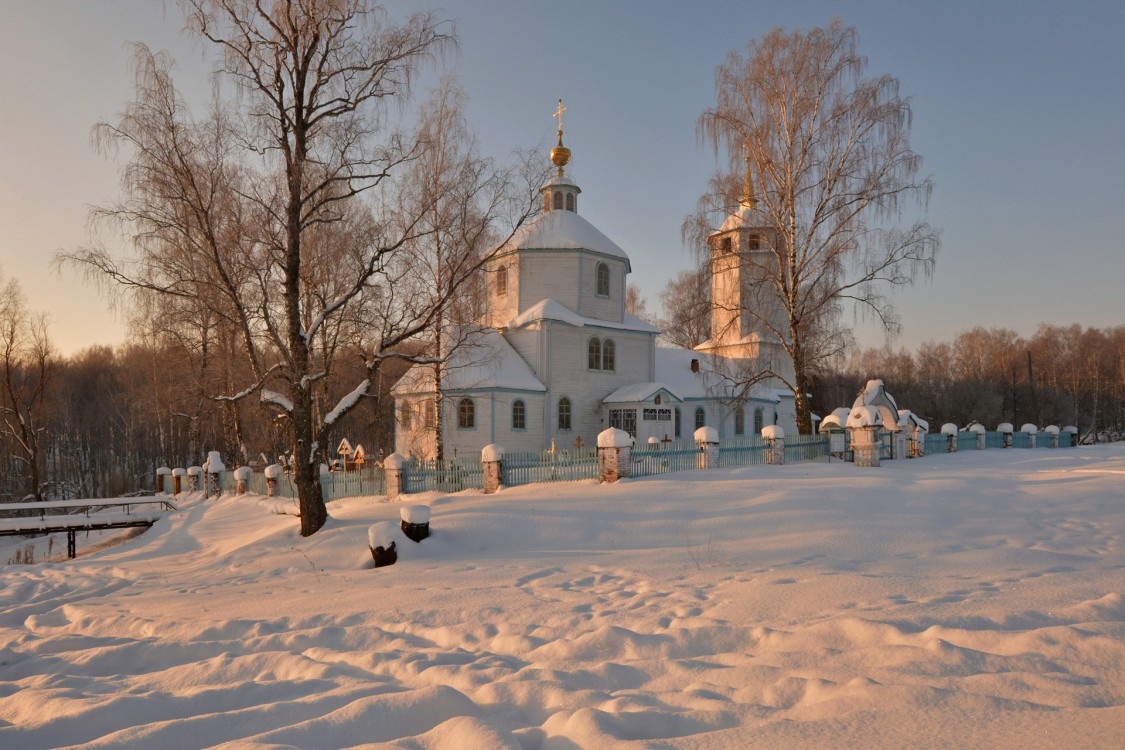 Сынтул. Церковь Покрова Пресвятой Богородицы. фасады, Вид с северо-востока