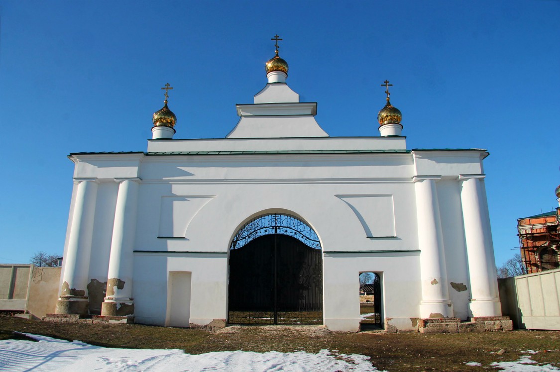 Сезёновский Иоанно-Казанский женский монастырь, Сезёново (Лебедянский район, Липецкая область). архитектурные детали, Ворота