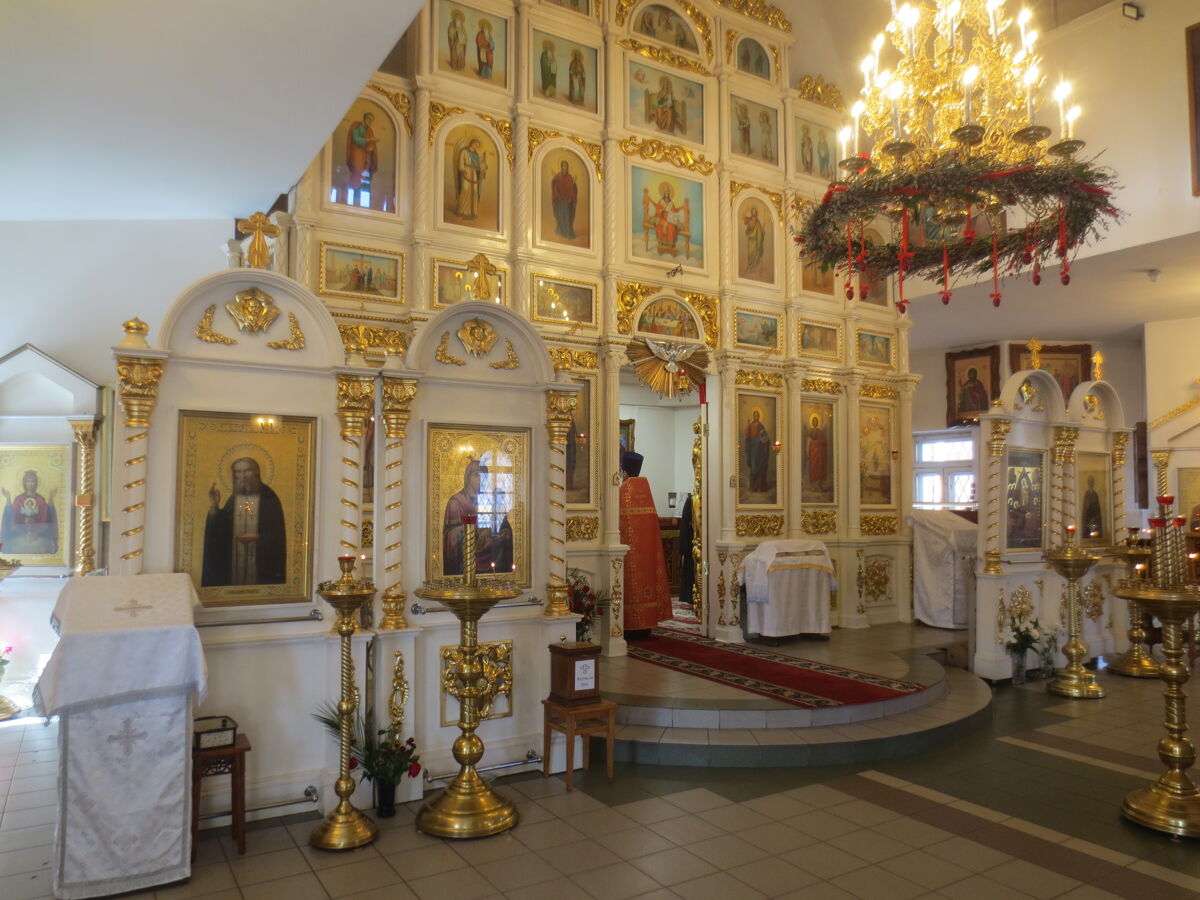 Церковь Успения Пресвятой Богородицы, Новосибирск (Новосибирск, город, Новосибирская область). интерьер и убранство