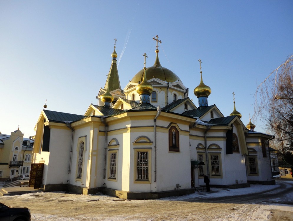 Новосибирск. Кафедральный собор Вознесения Господня. фасады, Вид от юго-восточных ворот