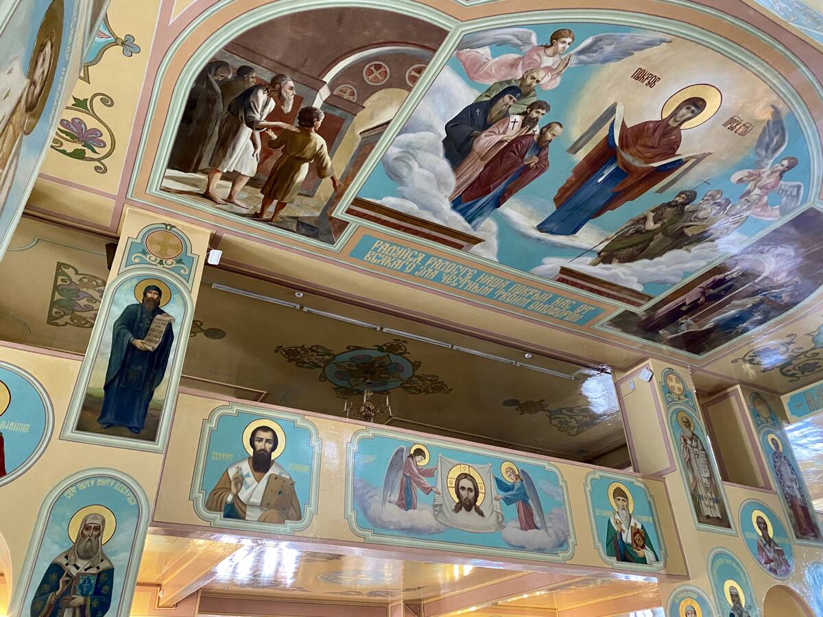 Кафедральный собор Вознесения Господня, Новосибирск (Новосибирск, город, Новосибирская область). интерьер и убранство, Хоры