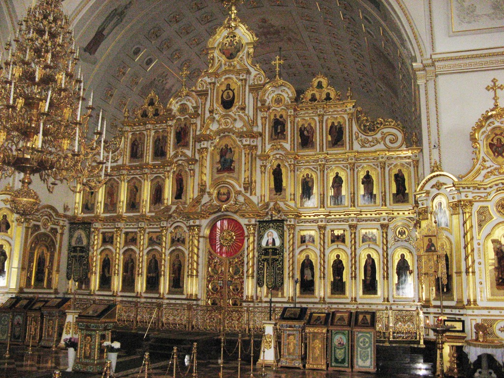 Феодора Ушакова, кафедральный собор, Саранск (Саранск, город, Республика Мордовия). интерьер и убранство, Главный иконостас собора
