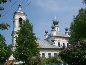 Жарки. Церковь Рождества Пресвятой Богородицы