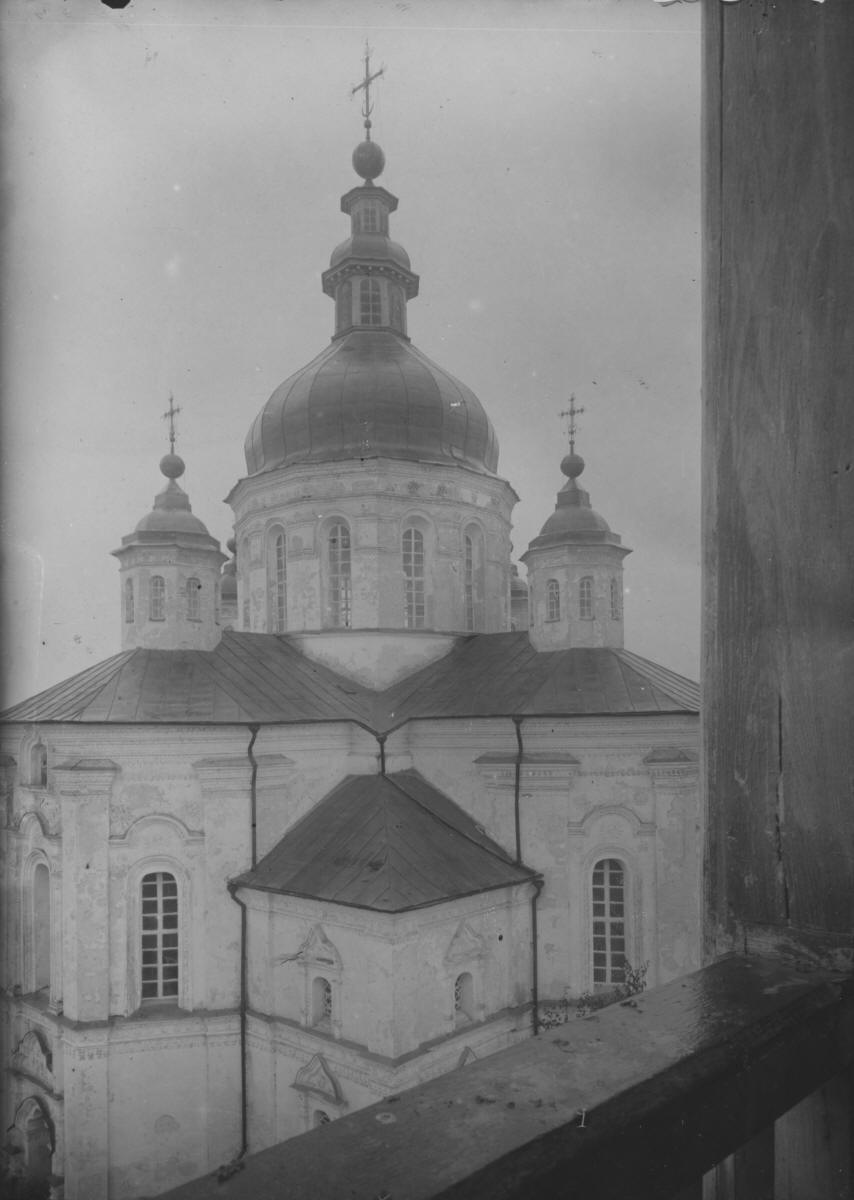 Церковь Преображения Господня, Великие Сорочинцы (Миргородский район, Украина, Полтавская область). архивная фотография, Верхи, вид  с колокольни. Фото С.А. Таранушенко