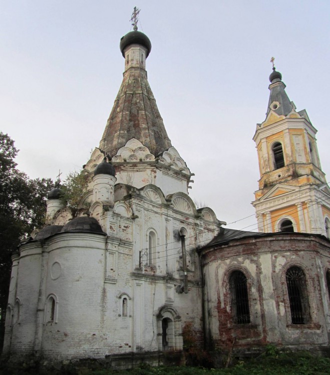 Церковь Смоленской иконы Божией Матери, Кушалино (Рамешковский район, Тверская область). фасады, вид с северо-востока