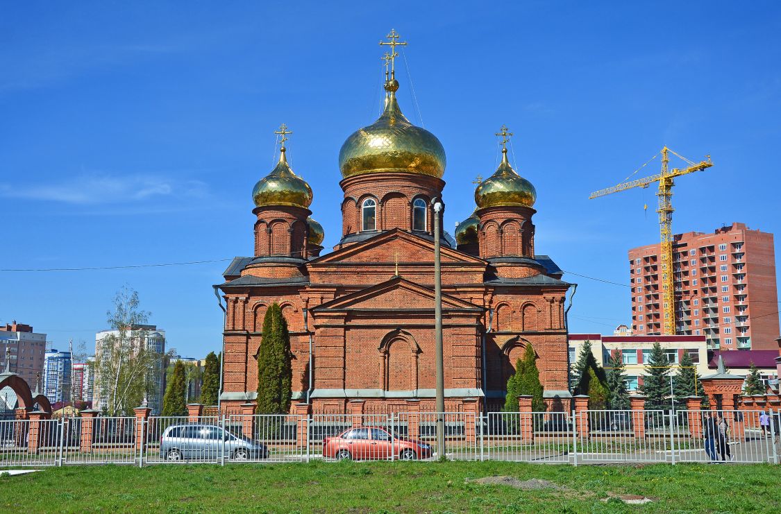 Саранск. Церковь Николая Чудотворца в Посопе. общий вид в ландшафте