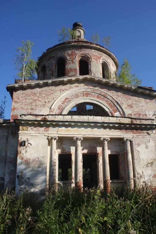 Рождество. Церковь Рождества Христова. фасады