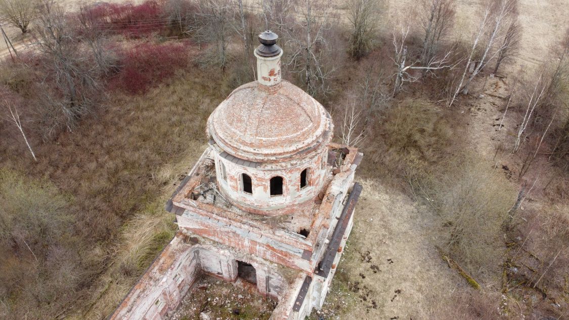 Церковь Рождества Христова, Рождество (Рамешковский район, Тверская область). архитектурные детали