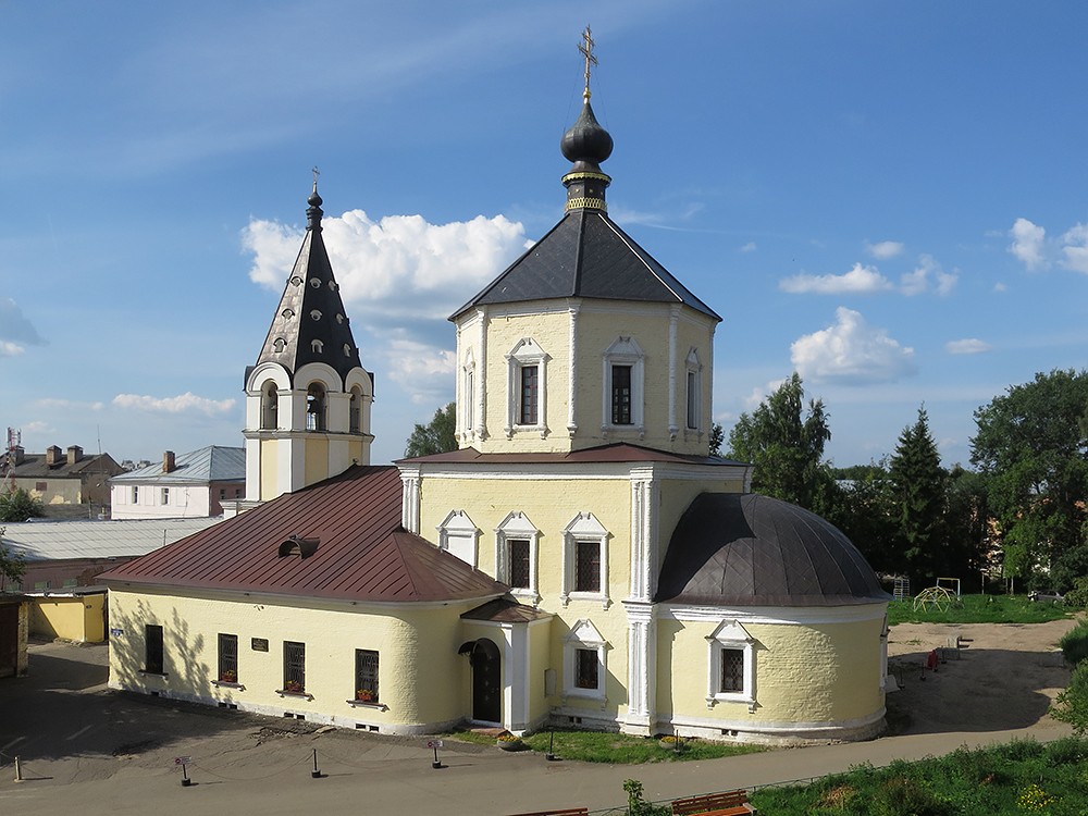 Тверь. Церковь Рождества Христова в Рыбаках. фасады