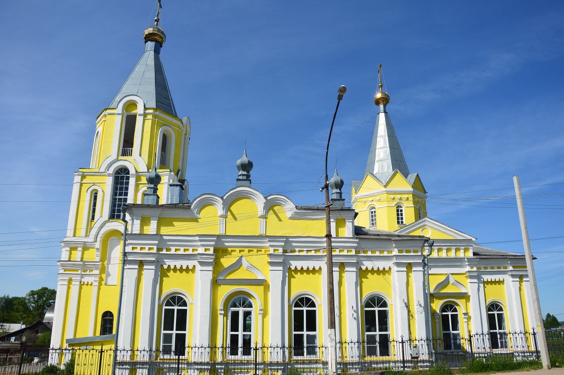 Лихославль. Церковь Успения Пресвятой Богородицы. фасады