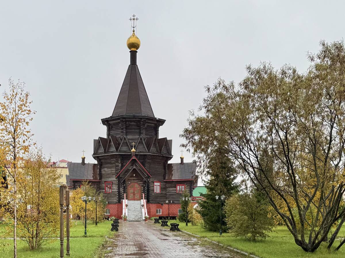 Кафедральный собор Богоявления Господня, Нарьян-Мар (Нарьян-Мар, город, Ненецкий автономный округ). фасады, Вид с юга