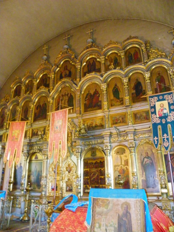 Церковь Успения Пресвятой Богородицы, Курицко (Новгородский район, Новгородская область). интерьер и убранство, Иконостас