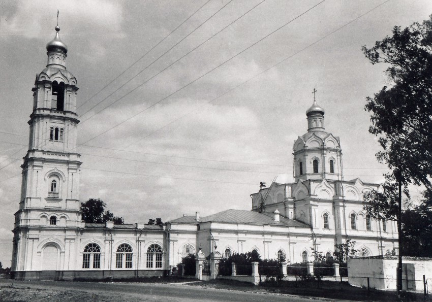 Власово. Церковь Покрова Пресвятой Богородицы. дополнительная информация, на трапезной есть главка