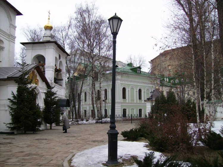 Мещанский. Сретенский  монастырь. фасады