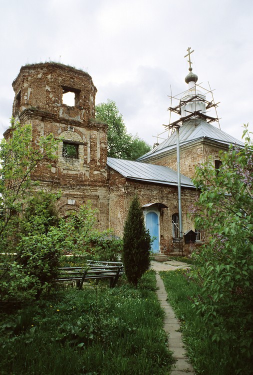 Церковь Покрова Пресвятой Богородицы, Никоновское (Раменский район и гг. Бронницы, Жуковский, Московская область). архитектурные детали