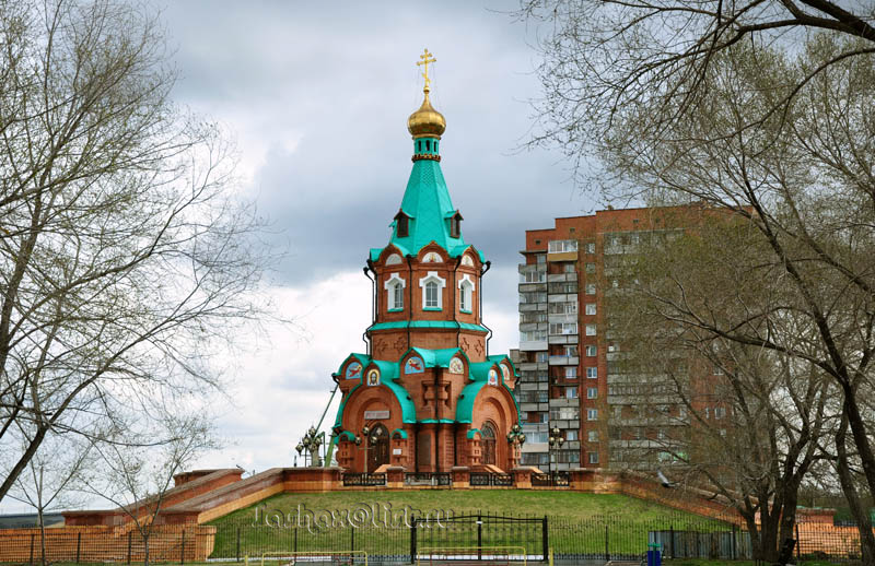 Красноярск. Церковь Николая Чудотворца. общий вид в ландшафте