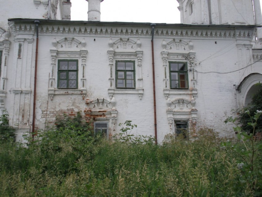 Церковь Сретения Господня, Вологда (Вологда, город, Вологодская область). архитектурные детали, Средняя часть храма, вид с севера