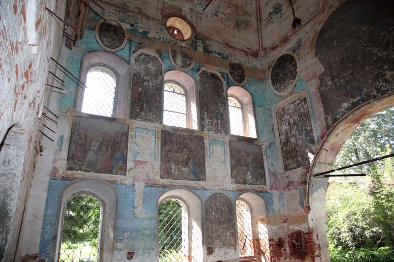 Церковь Игнатия Богоносца, Боровицы (Ростовский район, Ярославская область). интерьер и убранство