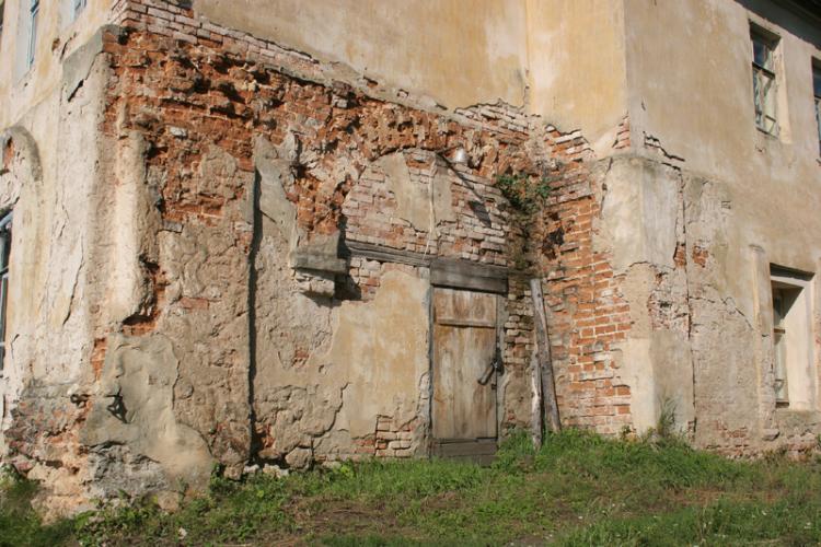 Церковь Покрова Пресвятой Богородицы, Сабуровщино (Бабынинский район, Калужская область). архитектурные детали