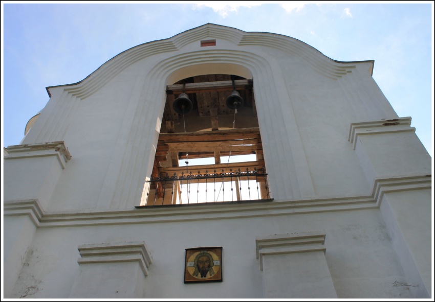Иваново. Церковь Троицы Живоначальной. архитектурные детали