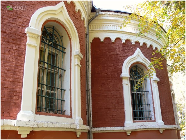 Церковь Казанской иконы Божией Матери, Заречье (Киржачский район, Владимирская область). архитектурные детали, Фрагмент фасадов апсид