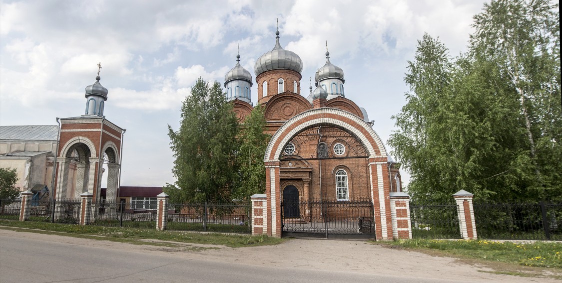 Водоватово. Церковь Воскресения Словущего. фасады