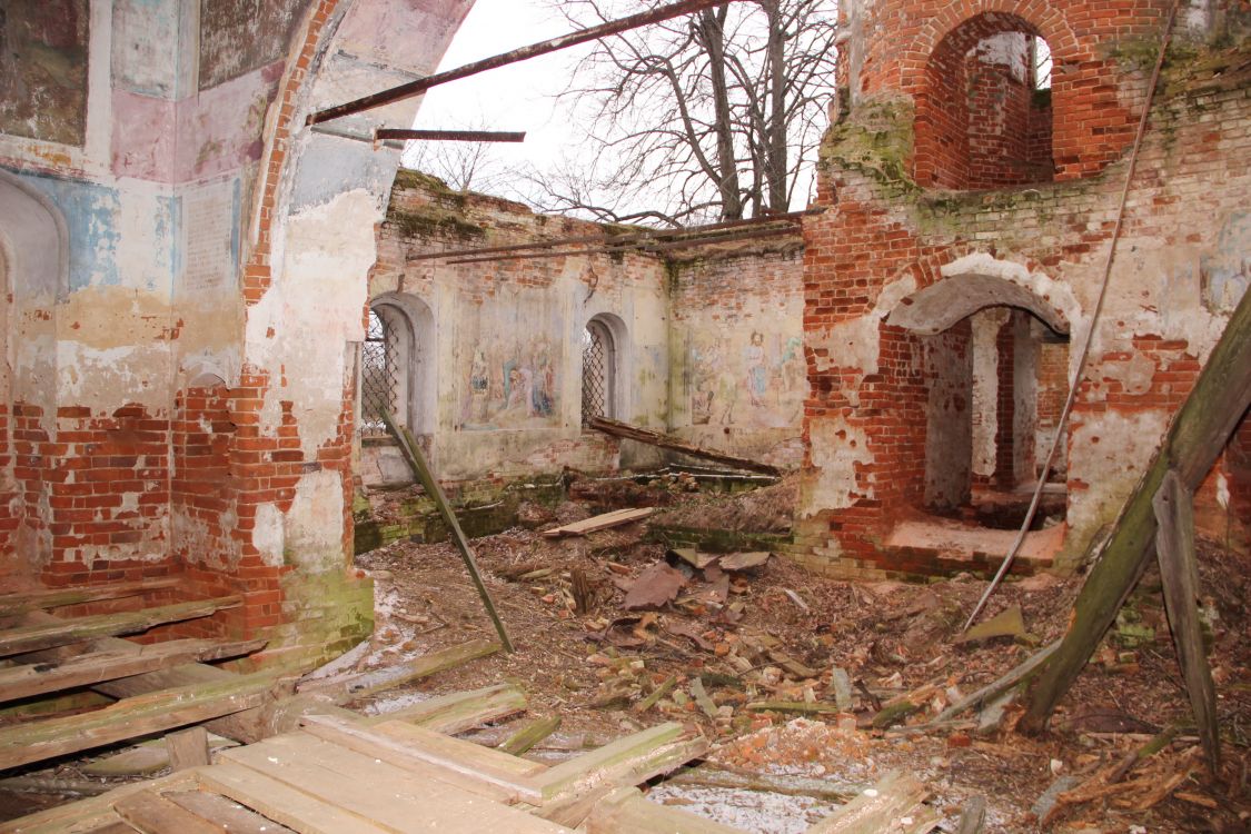 Церковь Игнатия Богоносца, Боровицы (Ростовский район, Ярославская область). интерьер и убранство