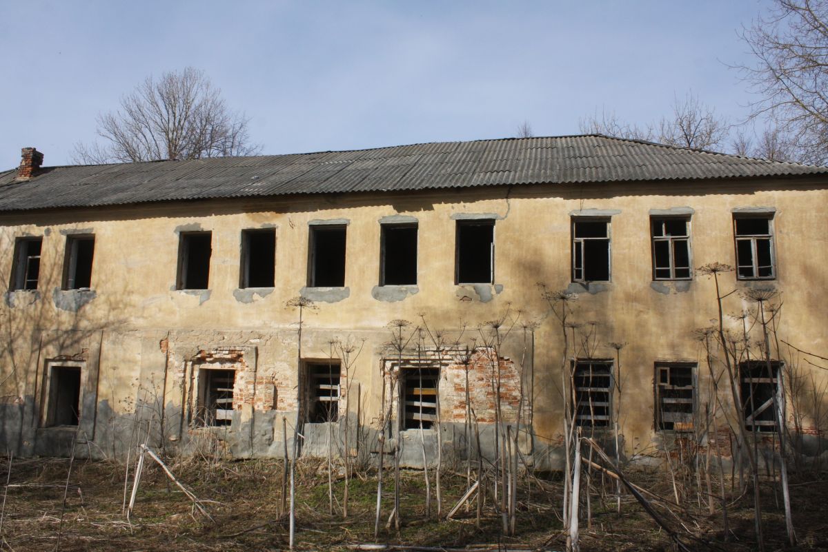 Церковь Покрова Пресвятой Богородицы, Сабуровщино (Бабынинский район, Калужская область). архитектурные детали