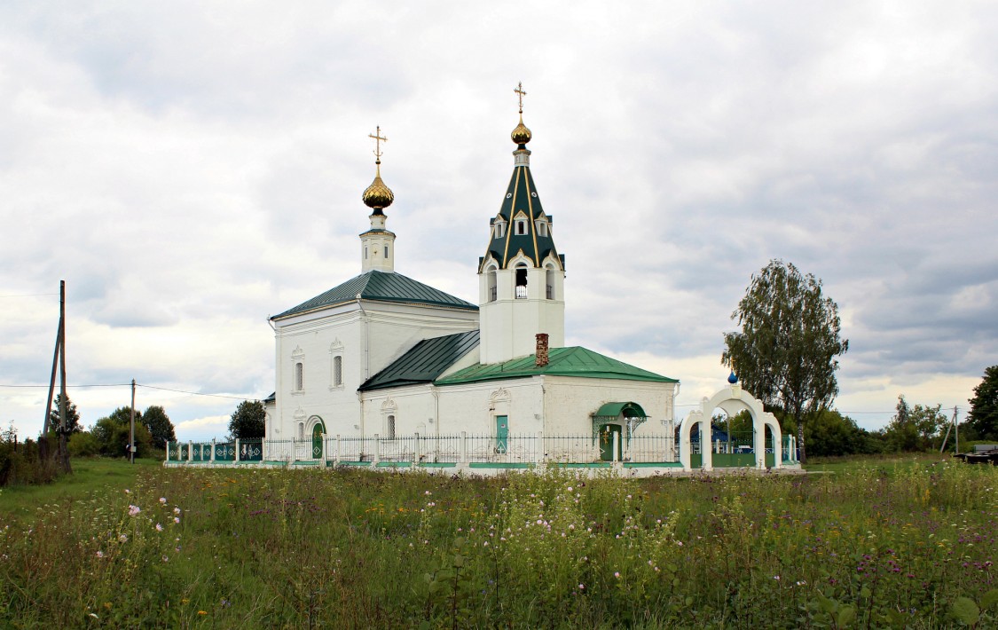 Стебачёво. Церковь Иоанна Богослова. фасады