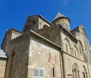 Кафедральный собор Двенадцати апостолов, Южный фасад<br>, Мцхета, Мцхета-Мтианетия, Грузия