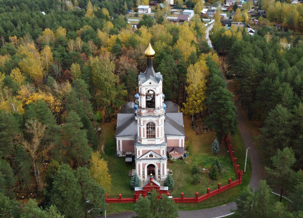 Церковь Казанской иконы Божией Матери, Заречье (Киржачский район, Владимирская область). общий вид в ландшафте