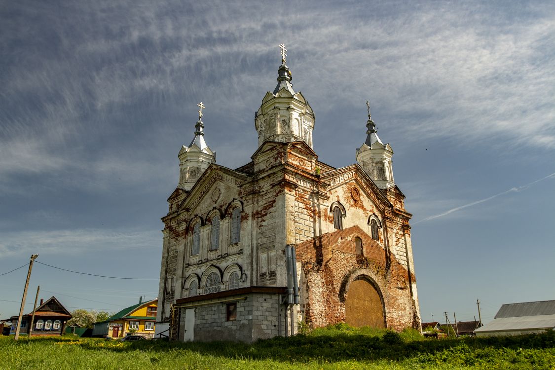 Волчиха. Церковь Сергия Радонежского. фасады