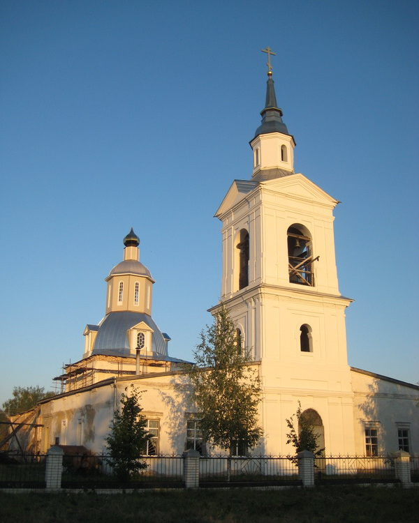 Красное. Церковь Рождества Христова. фасады, Вид с запада