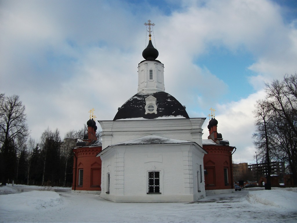 Коломна. Церковь Петра и Павла. фасады