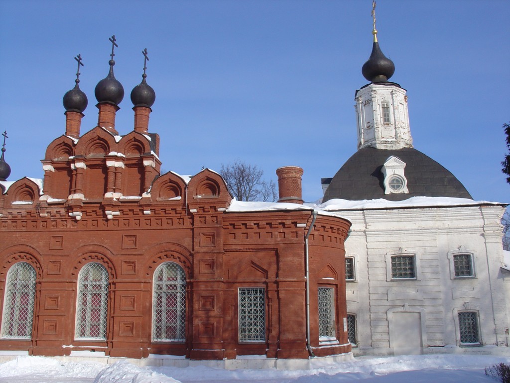 Коломна. Церковь Петра и Павла. фасады