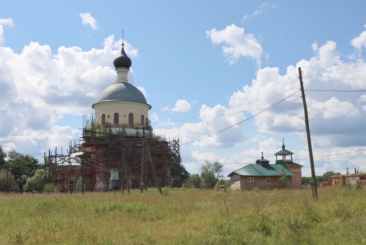 Церковь Николая Чудотворца, Коробовщина (Кольчугинский район, Владимирская область). документальные фотографии, Вид с северо-востока