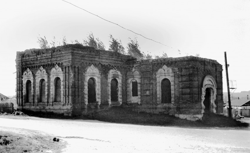 Церковь Александра Невского (Николая Чудотворца), Высокиничи (Жуковский район, Калужская область). фасады