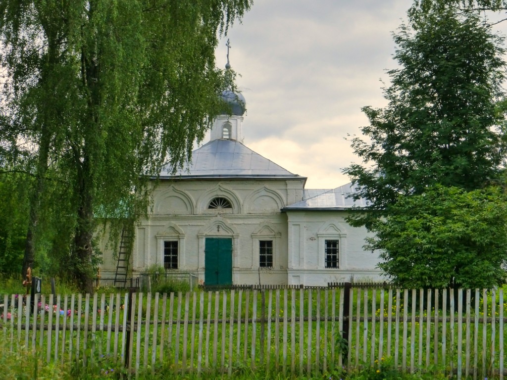 Церковь Введения во храм Пресвятой Богородицы, Ирково (Александровский район, Владимирская область). фасады
