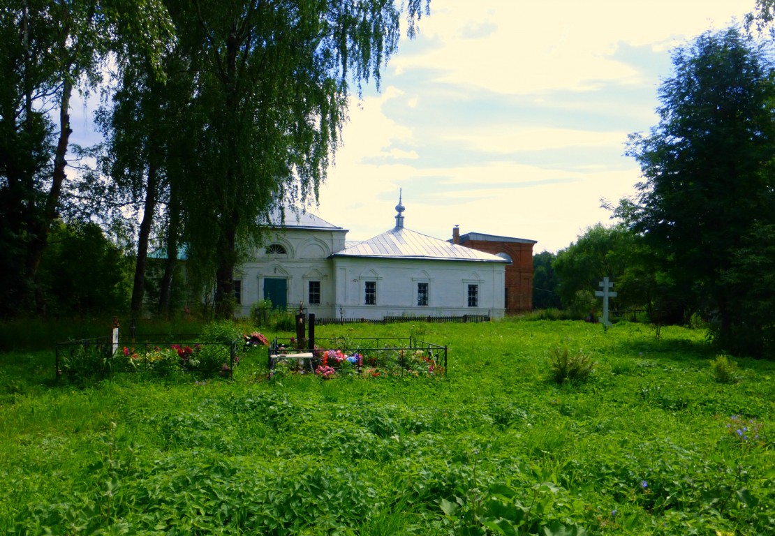 Церковь Введения во храм Пресвятой Богородицы, Ирково (Александровский район, Владимирская область). фасады
