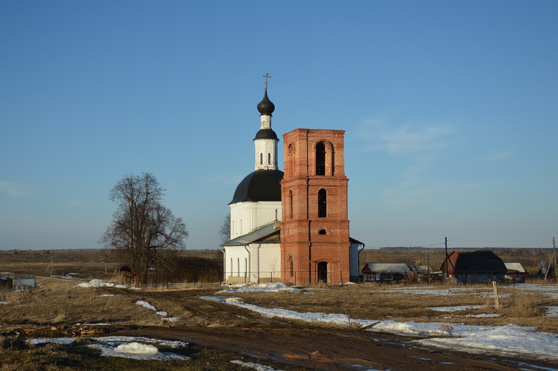 Зиновьево. Церковь Покрова Пресвятой Богородицы. фасады