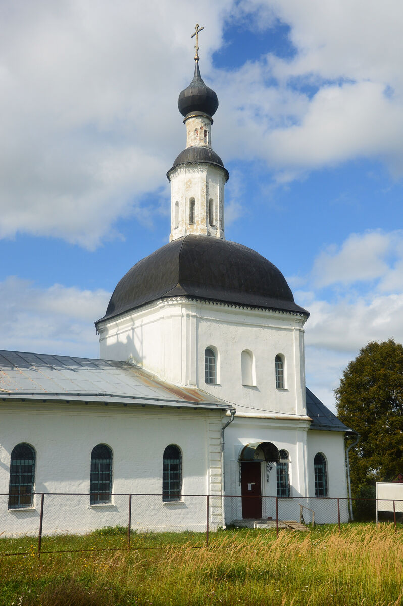 Церковь Покрова Пресвятой Богородицы, Зиновьево (Александровский район, Владимирская область). архитектурные детали