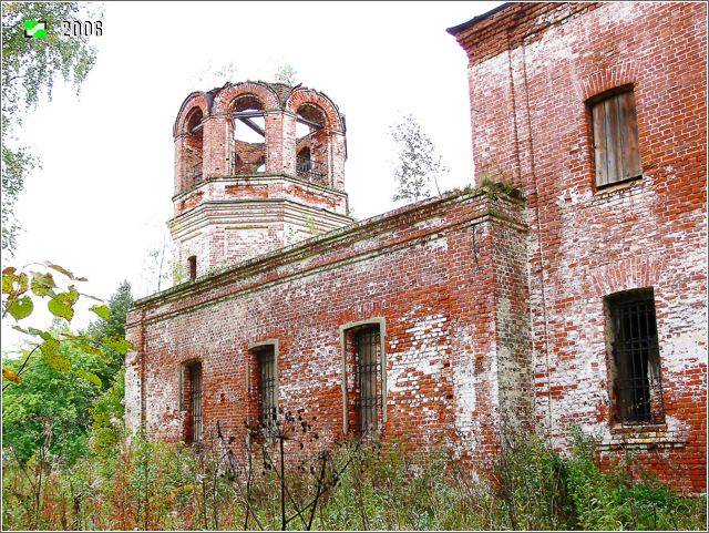 Церковь Боголюбской иконы Божией Матери, Макарово (Кольчугинский район, Владимирская область). архитектурные детали, Южный фасад трапезной