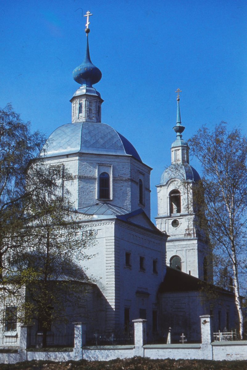 Церковь Введения во храм Пресвятой Богородицы, Флорищи (Кольчугинский район, Владимирская область). фасады