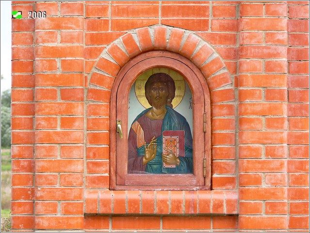 Часовня Николая Чудотворца, Флорищи (Кольчугинский район, Владимирская область). архитектурные детали, Фрагмент западного фасада