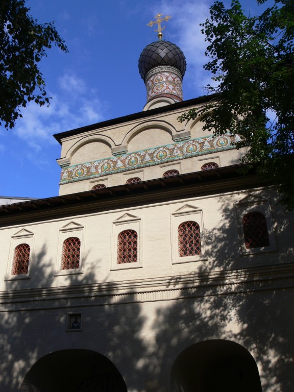 Андреевский мужской монастырь. Церковь Андрея Стратилата, Гагаринский (Юго-Западный административный округ (ЮЗАО), г. Москва). фасады