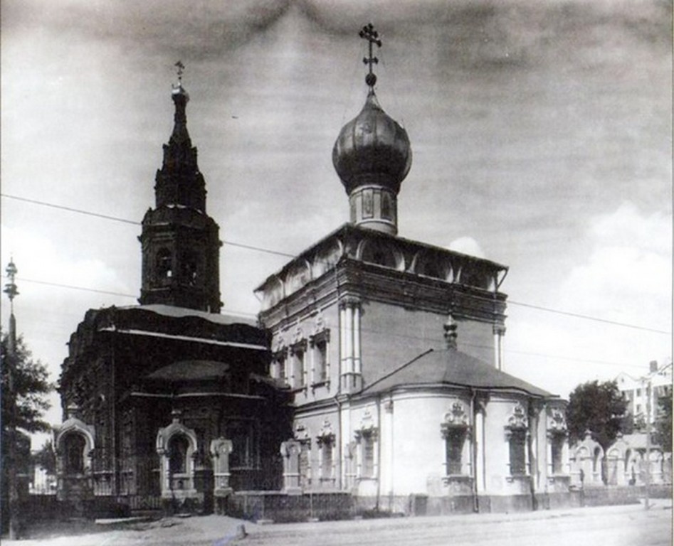 Тверской. Церковь Смоленской иконы Божией Матери. архивная фотография, Никольская церковь с перестроенной колокольней (фото 1910х г.) с http://www.hram-pimena.ru/hist-okr/histokrest3.html